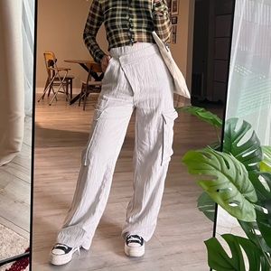 Wide leg cargo pants